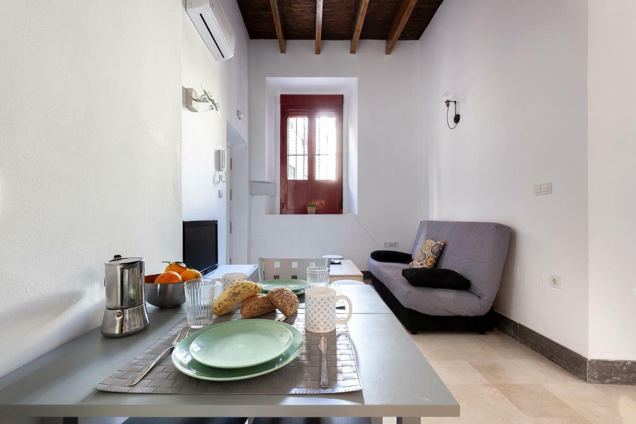 Pasaje Amores Iz. - Tranquilidad Y Vida Cultural En Centro Sevilla 4Px Экстерьер фото